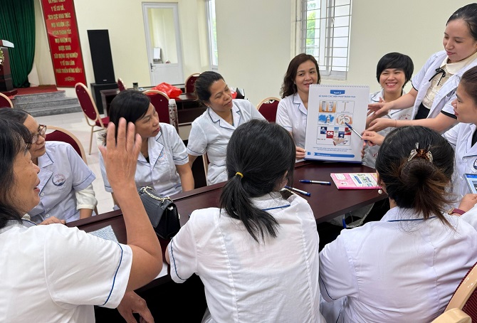 Tập huấn sử dụng thuốc trong thời kỳ mang thai