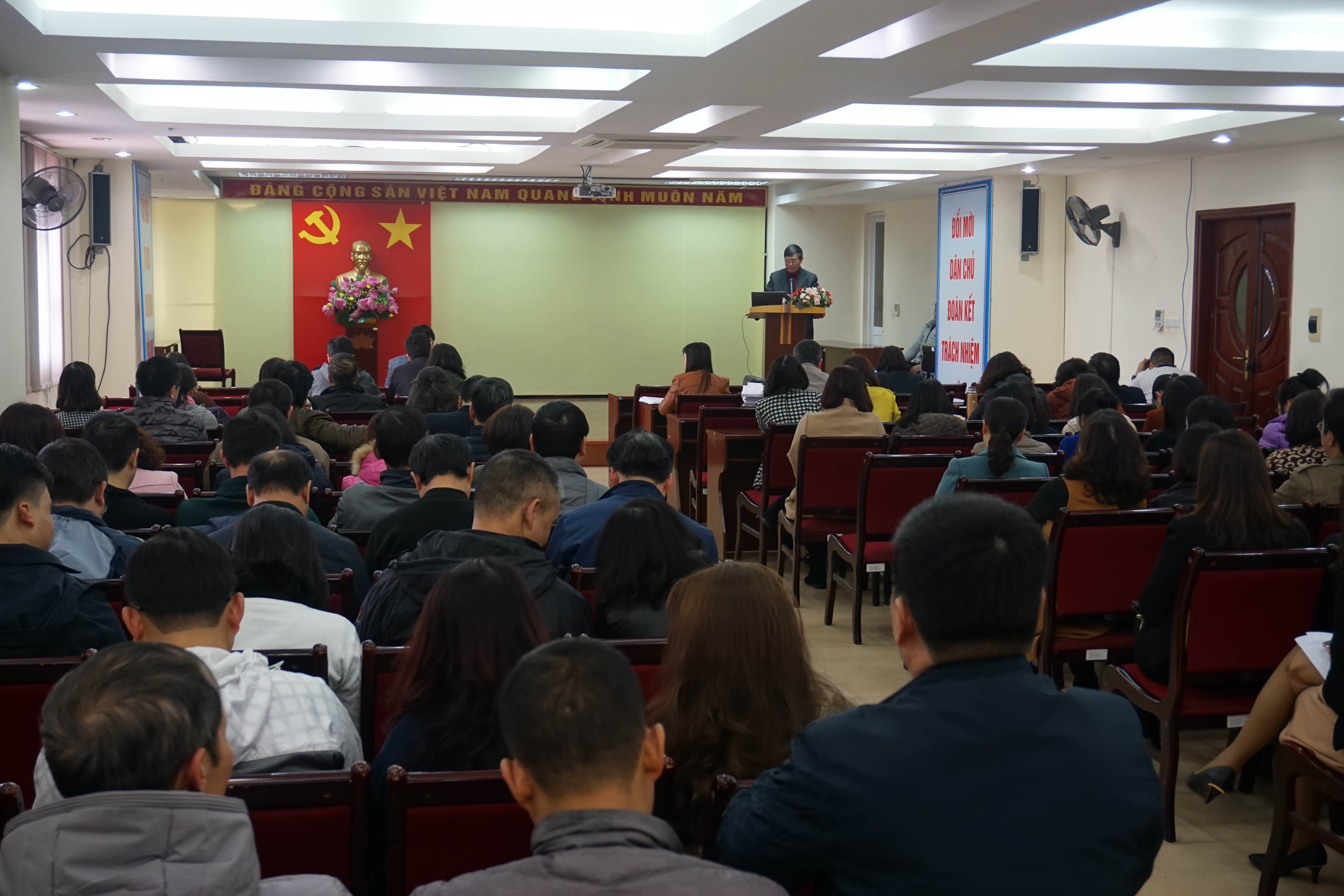 Hội nghị học tập, quán triệt Nghị quyết Ban Chấp hành Trung ương Đảng lần thứ 8, khóa XII